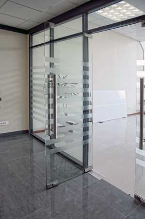 Преимущества офисных перегородок peregorodka everest group